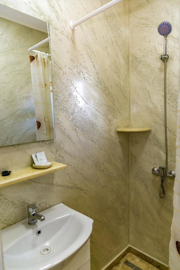 Hotel Casa Iordachescu Două Mai Extérieur photo
